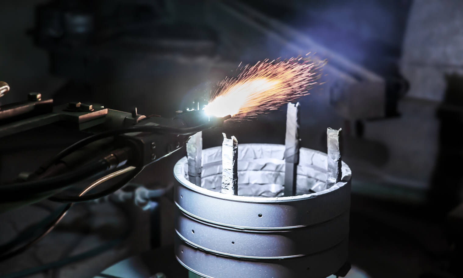 Siła powłok natryskiwanych plazmowo: ochrona, wydajność, trwałość